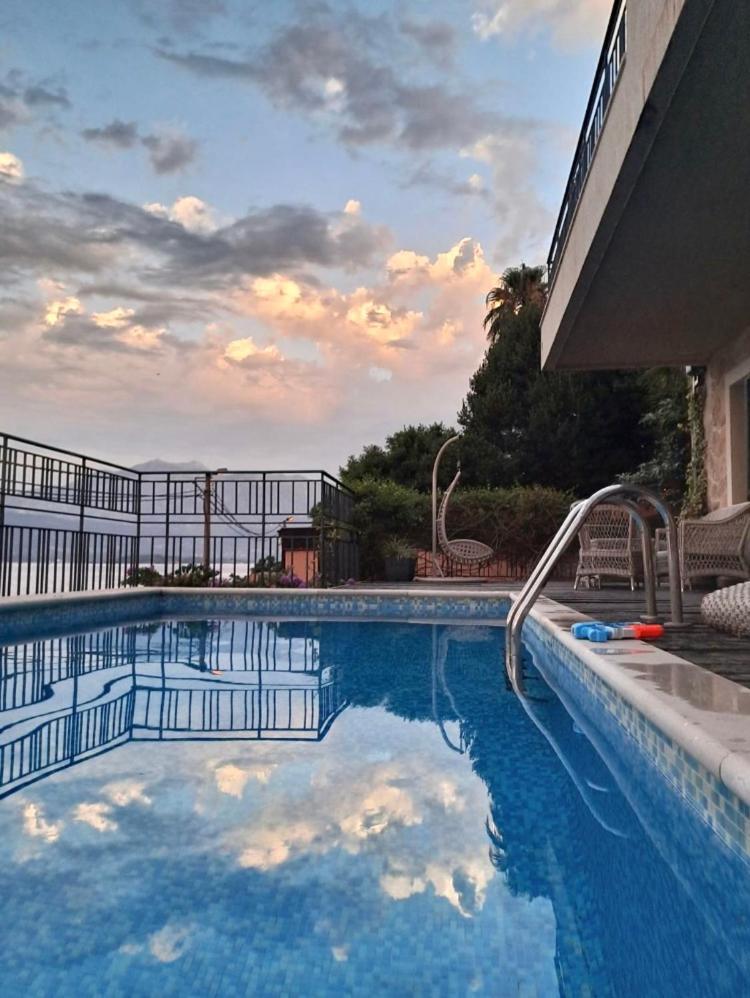 Apartment Tri Kiparisa Tivat Eksteriør bilde