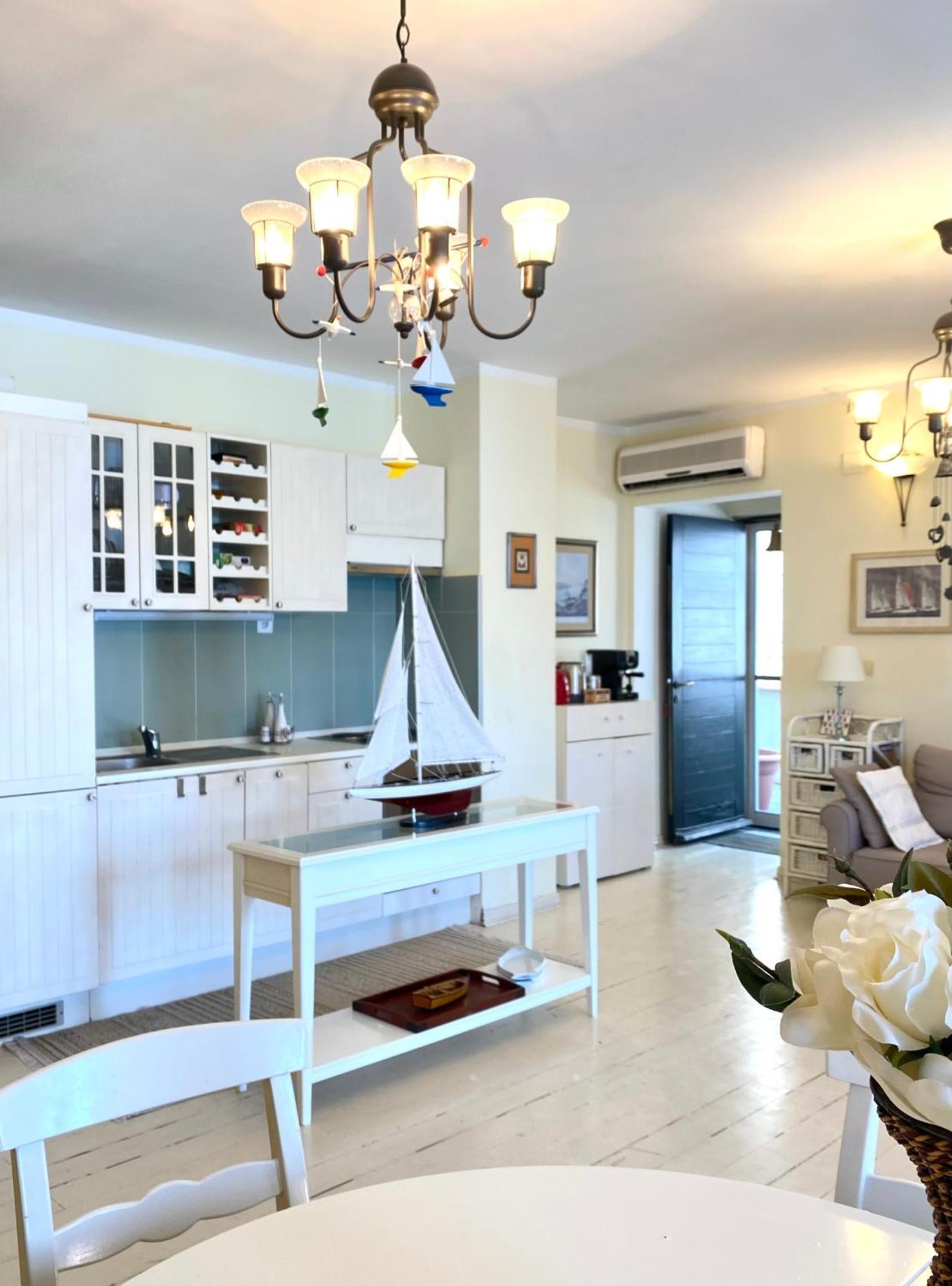 Apartment Tri Kiparisa Tivat Eksteriør bilde